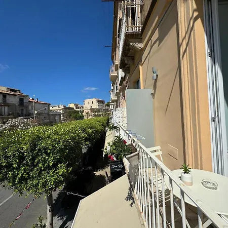 Don Ugo Luxury Rooms Tropea Exterior foto