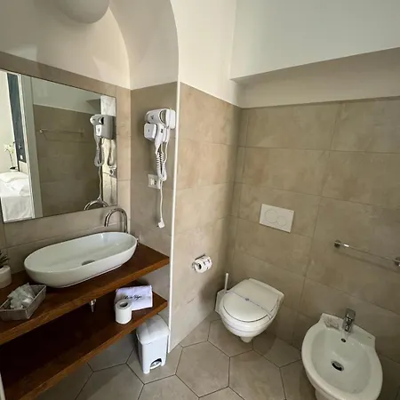 Don Ugo Luxury Rooms Tropea Exterior foto